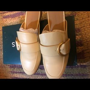 Final Sale‼️ Aerosoles Leather Mules